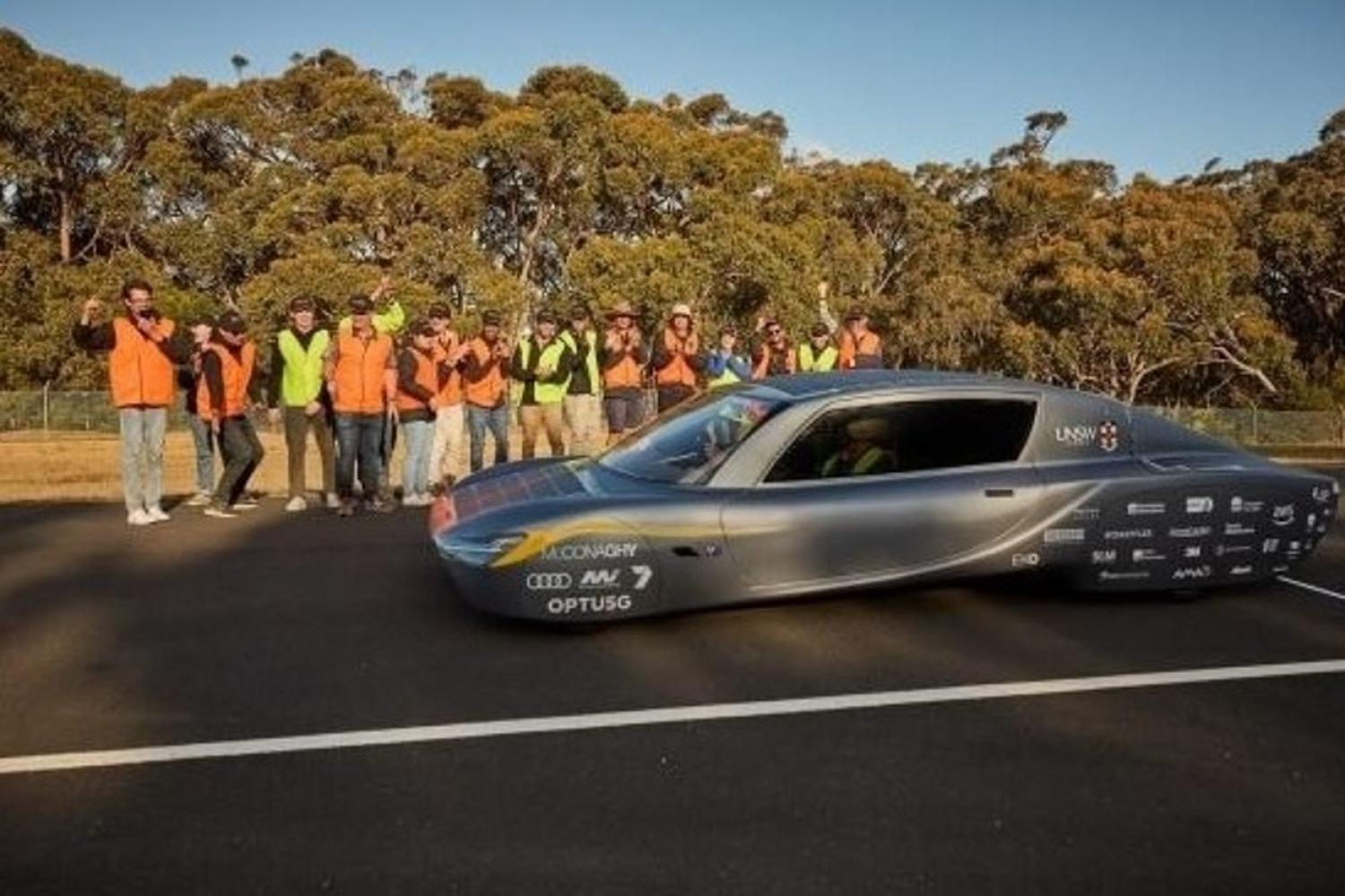 Cloud Accelerates Student-Built Solar Racer to World Record and Beyond Cloud Accelerates Student-Built Solar Racer to World Record and Beyond